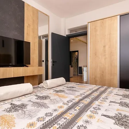 Brand New In Center, Steps To Metro, Ndk, Vitosha Boulevard *