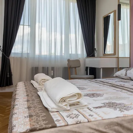 Brand New In Center, Steps To Metro, Ndk, Vitosha Boulevard Sofie
