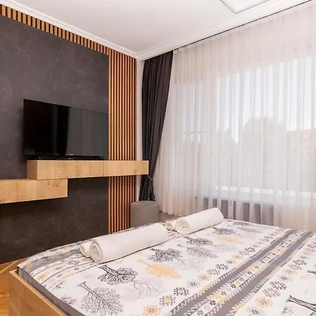 Brand New In Center, Steps To Metro, Ndk, Vitosha Boulevard Daire Sofya